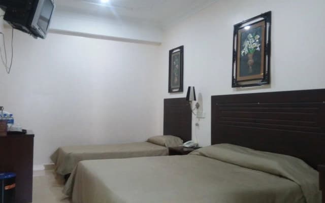 Hotel Lumut Water Hill - photo 5
