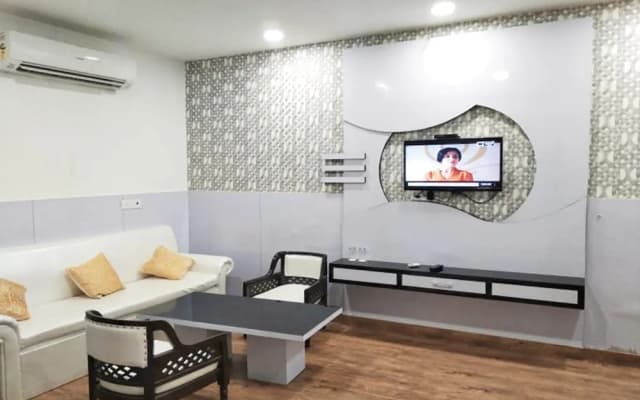Tomar Hospitality - photo 4