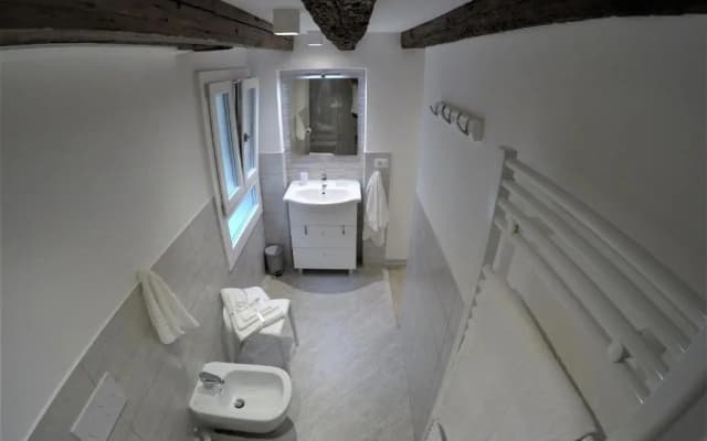 Goodwind Venice Apartments - photo 2