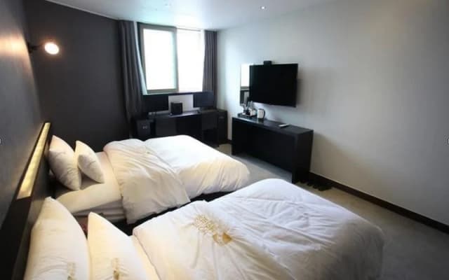 Hotel Rainbow 2 - photo 5