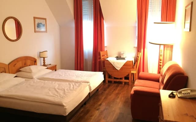 Hotel Caroline - photo 5