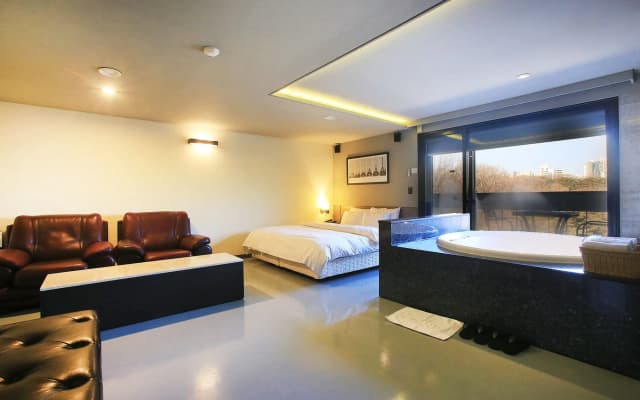 Tara Hotel - photo 4