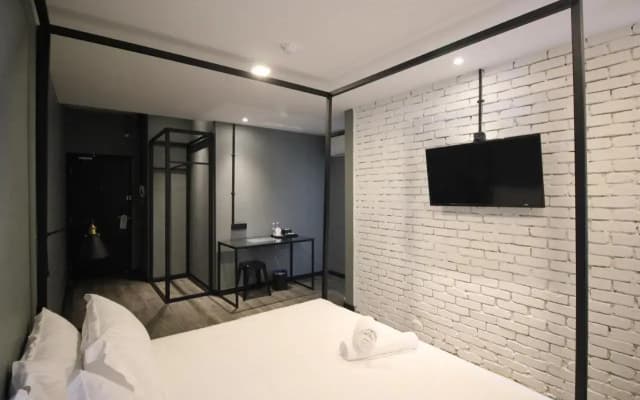 68 Boutique Hotel - photo 4
