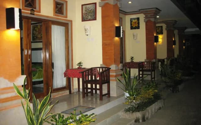 Sayang Maha Mertha Hotel - photo 2