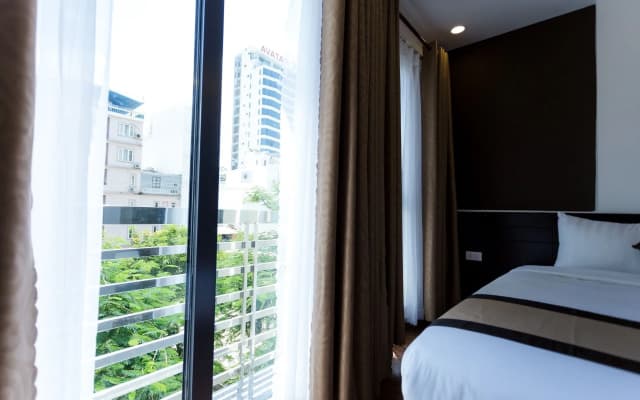 Blue Ocean Beachside Hotel Danang - photo 2