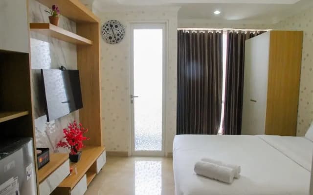 Fabulous Studio Menteng Park Apartment - photo 4