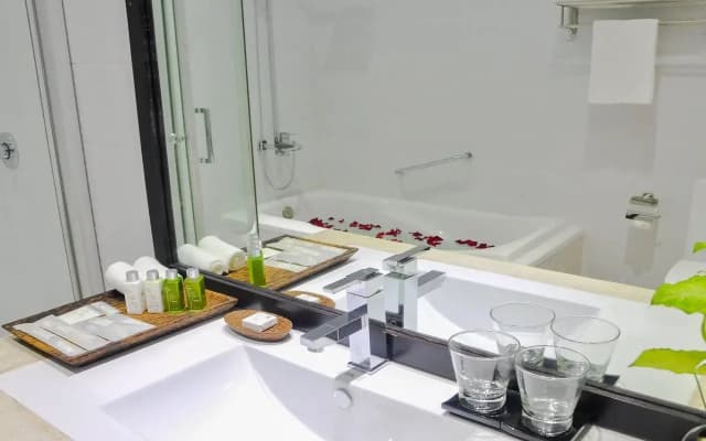 Home Boutique - photo 5