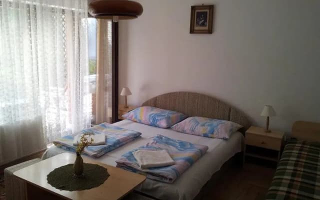 Agi Panzio Obuda - photo 2
