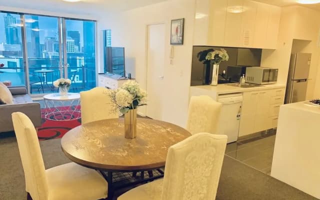 Luxury Apartment with View - photo 5