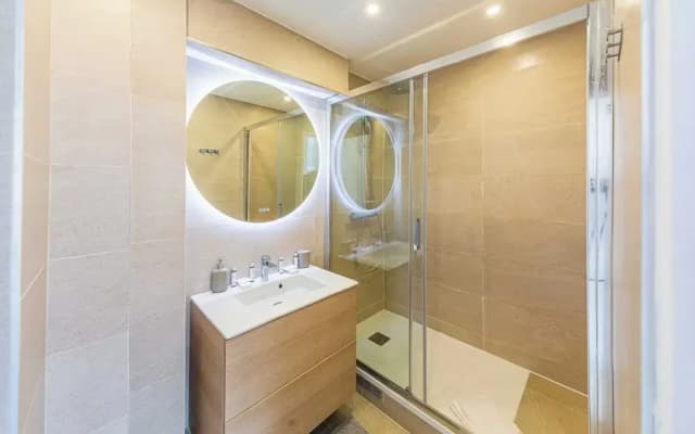 Superb Trocadero / Eiffel Tower Apartment - photo 4
