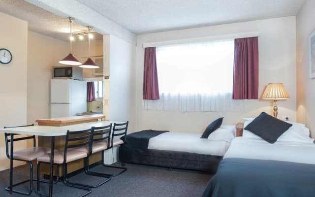 Blue Mountains Heritage Motel - photo 3