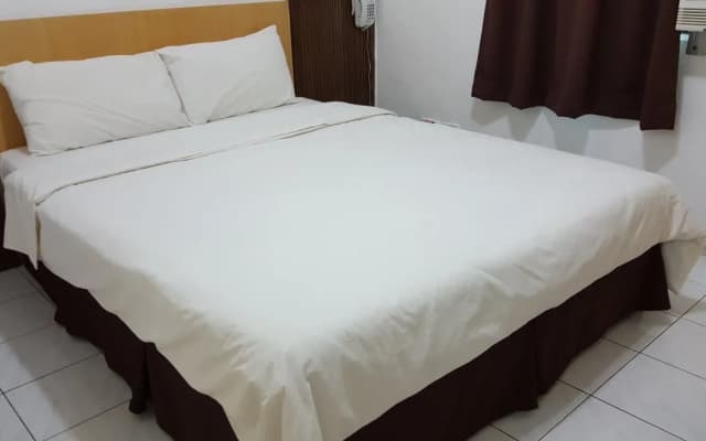 Imperial Suites Bintulu - photo 3