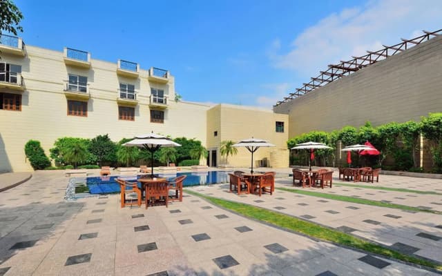 Westend Inn - photo 4