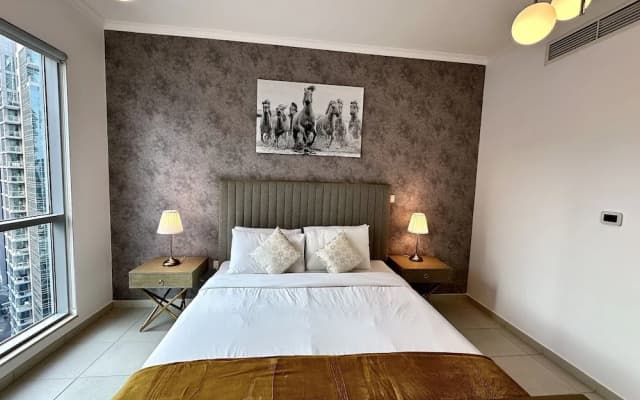 Lux BnB I The Residences I Sky Line Views - photo 2