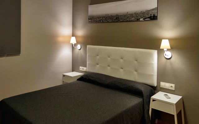 Hostal Sant Pau - photo 4