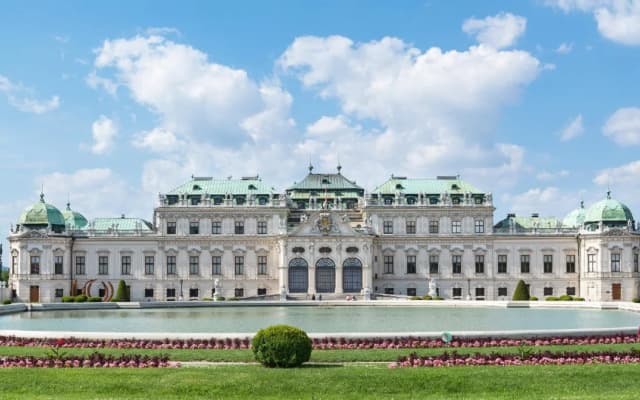 Im Palais Schwarzenberg - photo 5