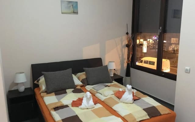 Dubai Hotel Budapest - photo 3