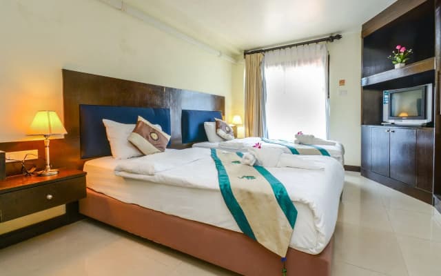 Enjoys Beach House Karon - photo 4