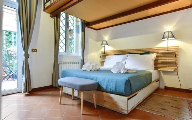 Spanish Steps Apartment with Terrace - photo 3