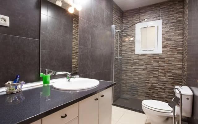 Sagrada Familia Apartment - photo 3