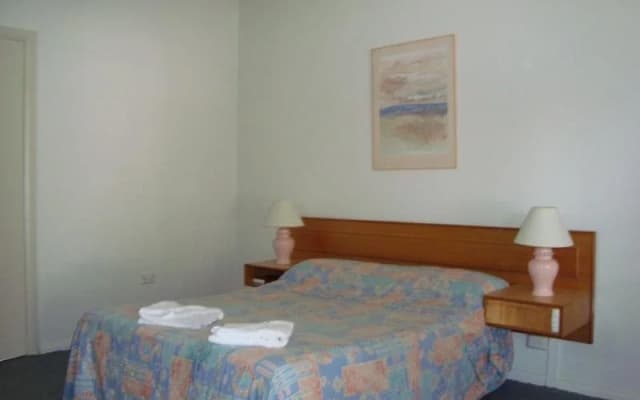 Blakehurst Motor Inn - photo 2