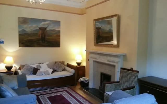 15 Merchiston Gardens Bed and Breakfast - photo 3