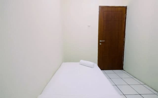 Best Price 2BR East Park Apartment - photo 5