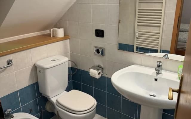1 Bed Flat - Sleeps 4 - Pets - Smoking on Terrace - photo 5