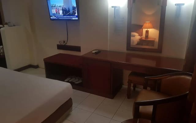 Hotel Surya Baru - photo 3