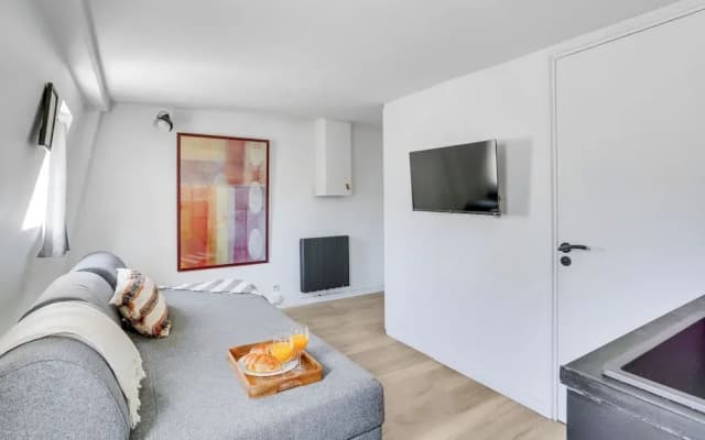 Cozy 1BR Flat in the Heart of République - photo 4