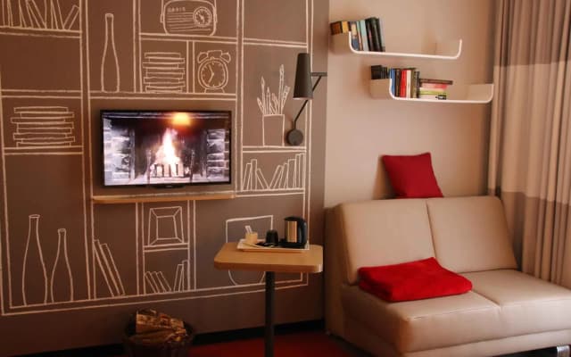 ibis Berlin Hauptbahnhof - photo 5