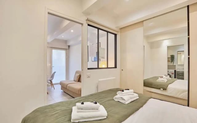 Charming Apartment Center of Paris Le Marais - photo 3