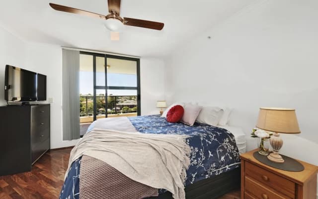 902 At The Plaza - photo 3