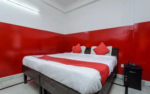 Shiva Inn By OYO Rooms - photo 5