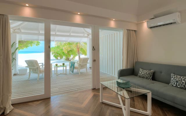 Diamonds Thudufushi Maldives Resort & Spa - photo 2