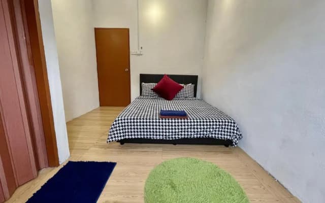 Cozy 10 Entire House 4 Bedroom At Alma Bukit Mertajam - photo 4