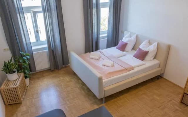 Kingsize Central Station Residence - photo 2