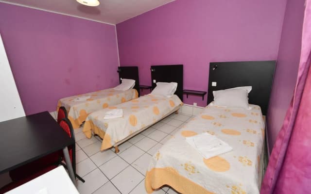 Hotel De La Poste - photo 4