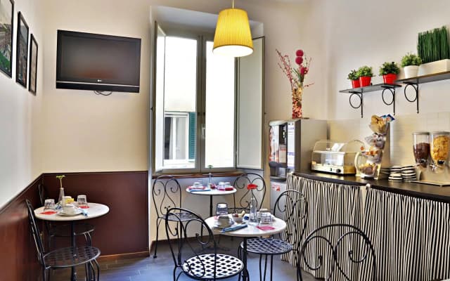 Residenza Vaticana - photo 2