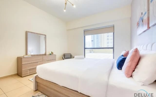 Immaculate 2 BR at Sadaf 6 JBR by Deluxe Holiday Homes - photo 4