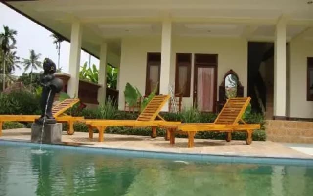 Flamboyan Guest House - photo 2