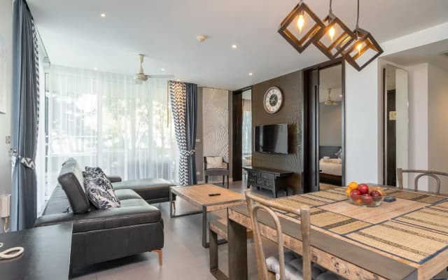 Karon Sea View Beach Apartment - photo 2