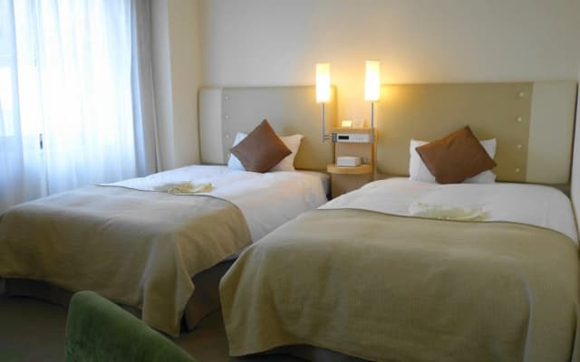 City Plaza Osaka Hotel - photo 3