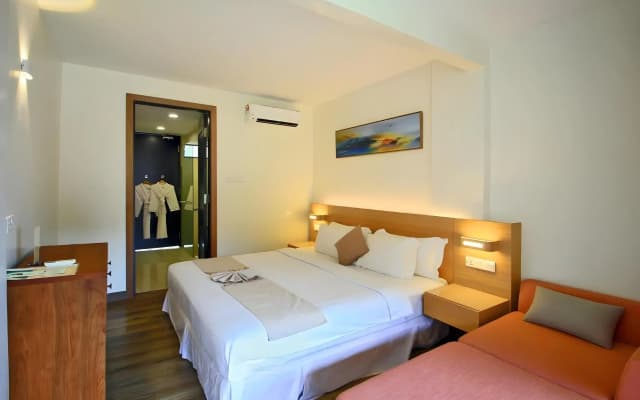 BuBu Long Beach Resort - photo 4