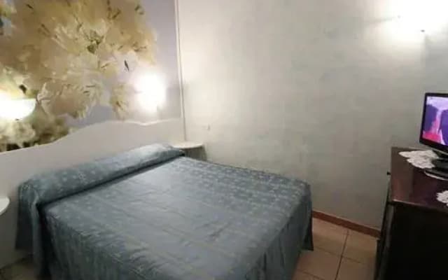 Apartment Julia Guesthouse - photo 5