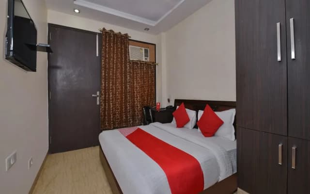 Hotel Lotus BB By OYO Rooms - photo 3
