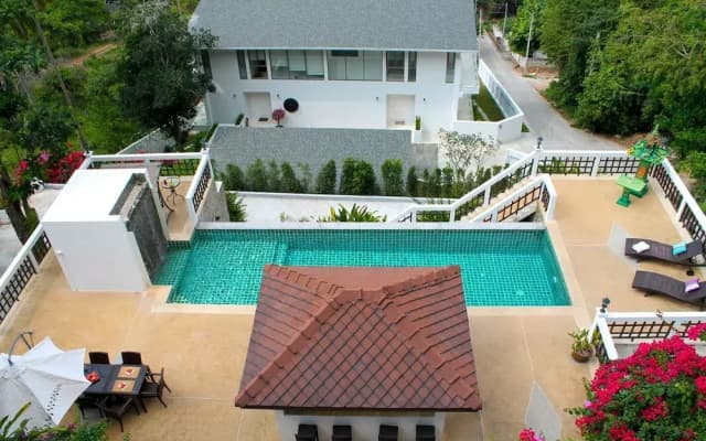 JER Apartments Samui - photo 3