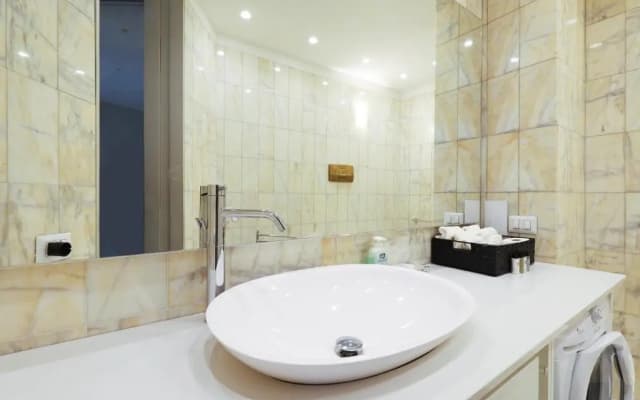 Duomo Luxury Apartment - photo 4