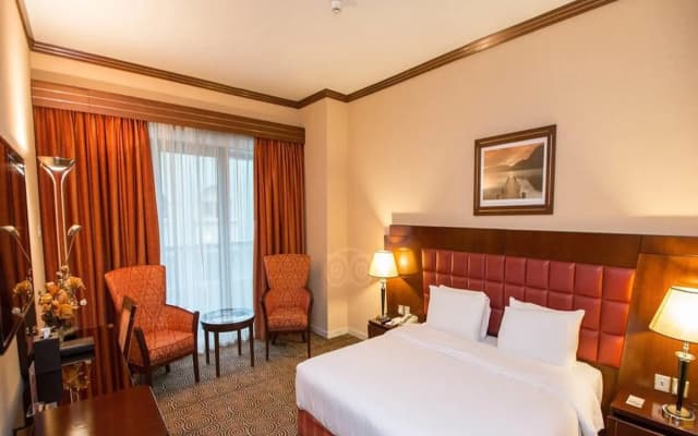 Grand Central Hotel - photo 4