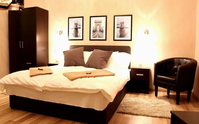 Budapest Ville Bed & Breakfast - photo 3
